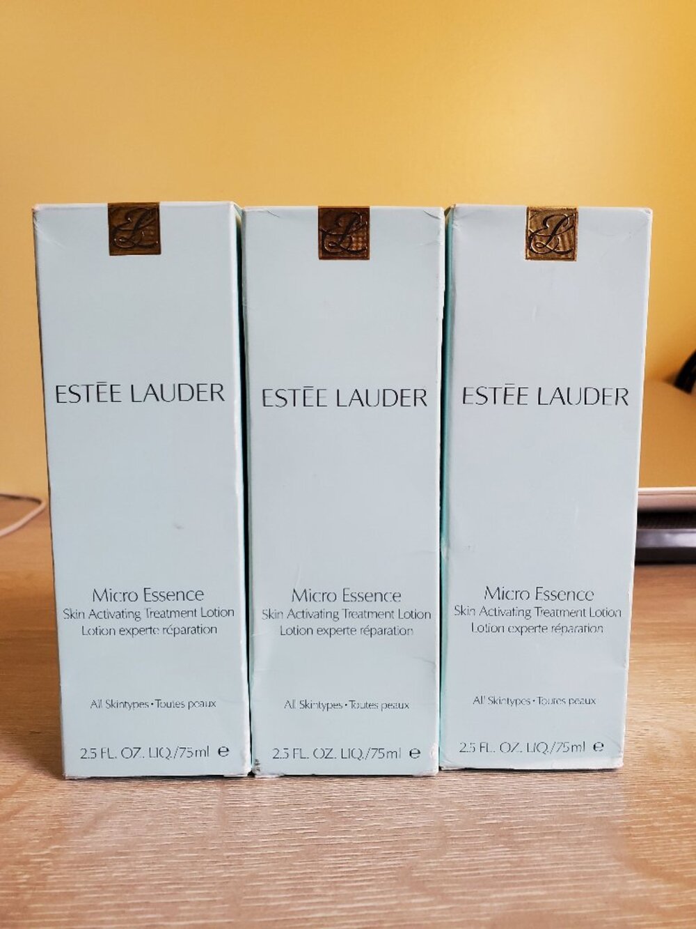 Estee Lauder  Micro Essence  Skin Activating Treatment Lotion(3pc)